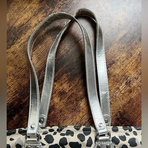 Isaac Mizrahi Live leopard print tote bag - Picture 10 of 16